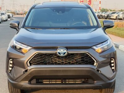 2022 TOYOTA RAV 4 XLE 2.5 Litres 4 Cylinders HYBRID Engine Grey Black SUV American Specs