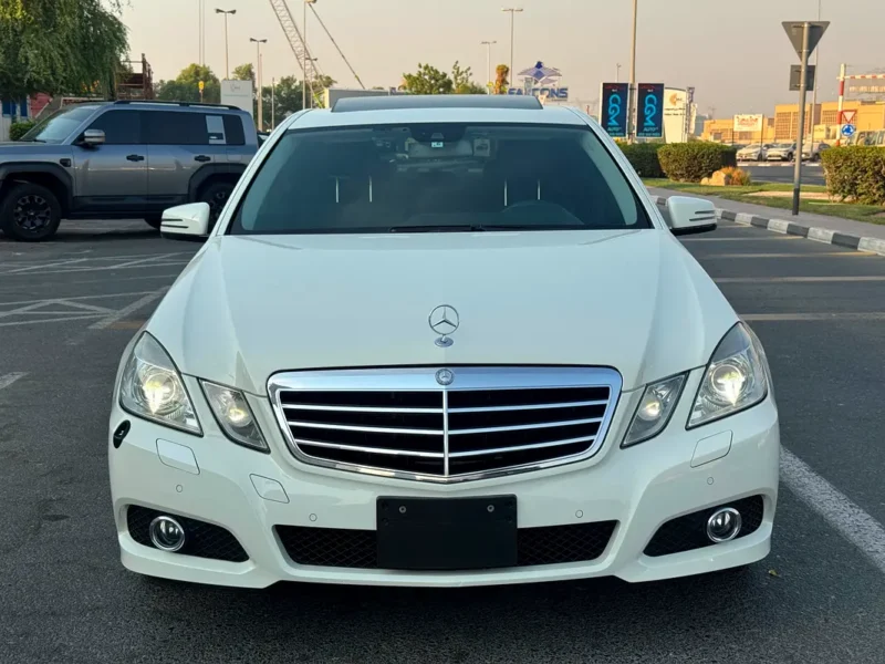 2010 Mercedes-Benz E-Class E 350 6 Cylinders Petrol Engine White Black Sedan Japanese Specs