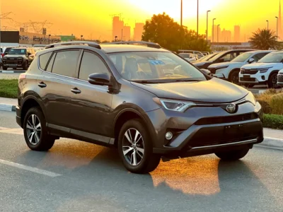 2018 Toyota RAV 4 XLE 4 Cylinders Petrol Engine Grey Black SUV US Specs Super Clean and Neat Car