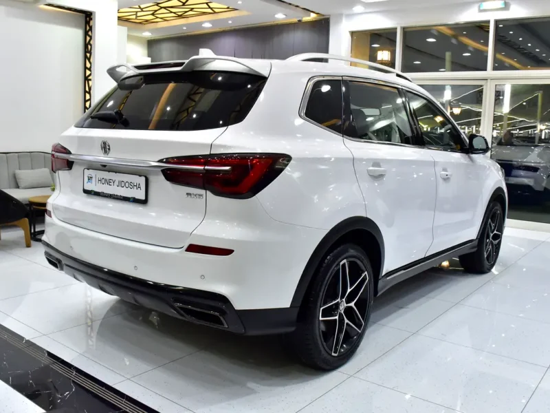 2023 MG RX5 Luxury 1.5 Litres 4 Cylinders Petrol Engine White Black Crossover GCC Specs