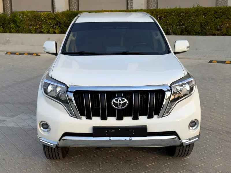 2016 Toyota Prado TXL 6 Cylinders Petrol Engine White Tan SUV GCC Specs Excellent Condition