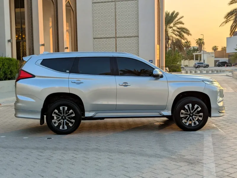 2023 Mitsubishi Montero Sport GLS Top Line 3.0L V6 Petrol Engine Grey Black SUV GCC Specs Full Option