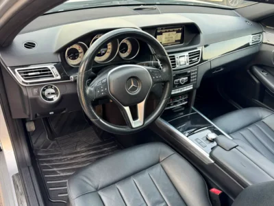 2014 Mercedes-Benz E-Class E 300 4 Cylinders Petrol Engine Silver Black Sedan Korean Specs