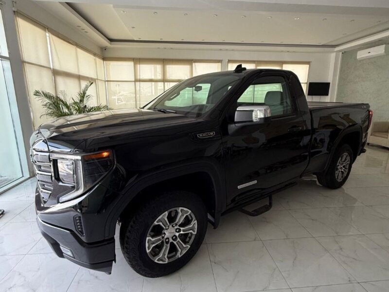 2023 GMC Sierra SLT Crew Cab 5.3 Litres V8 Petrol Engine Black Beige SUV GCC Specs Automatic AWD