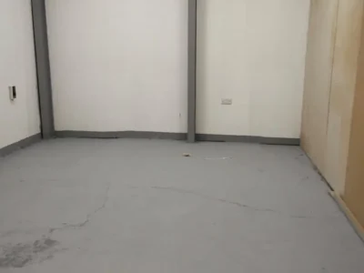 760 sqft WELL LOCATED STORAGE UNIT ON THE GROUND FLOOR IN AL QUOZ 3 FOR VARIOUS STORAGE REQUIREMENTS