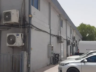 760 sqft WELL LOCATED STORAGE UNIT ON THE GROUND FLOOR IN AL QUOZ 3 FOR VARIOUS STORAGE REQUIREMENTS