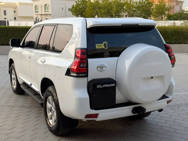 2016 Toyota Prado TXL 6 Cylinders Petrol Engine White Tan SUV GCC Specs Excellent Condition