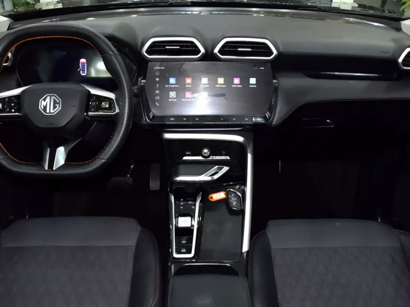 2023 MG ZS Luxury 1.5 Litres 4 Cylinders Petrol Engine Black Crossover Chinese Specs Automatic