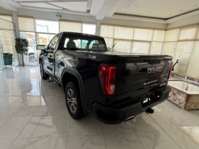 2023 GMC Sierra SLT Crew Cab 5.3 Litres V8 Petrol Engine Black Beige SUV GCC Specs Automatic AWD