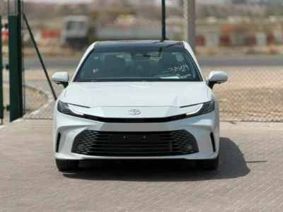2026 Toyota Camry 2.5 Litres 4 Cylinders Hybrid Engine White Tan Sedan GCC Specs Automatic