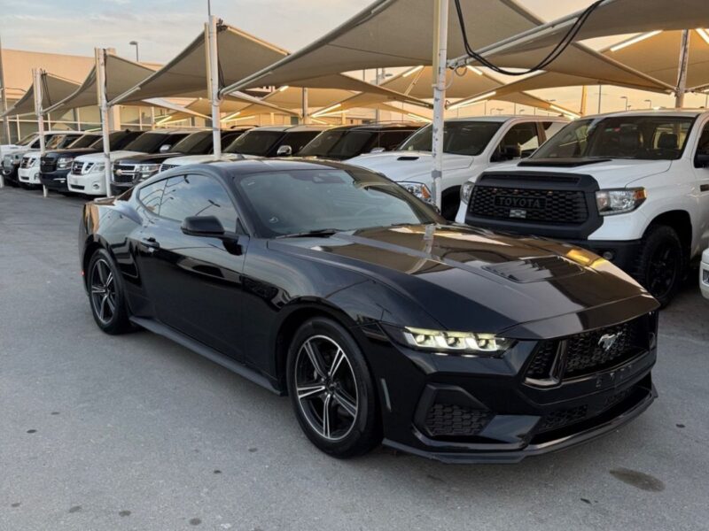 2024 Ford Mustang EcoBoost Premium 2.3 Litres 4 Cylinders Petrol Engine Black Red Convertible GCC