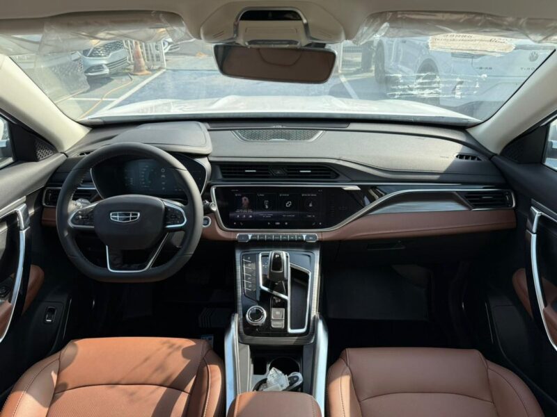 2023 Geely Azkarra LUXURY GL 1.5 Litres 4 Cylinders Petrol Engine White Brown SUV GCC Specs