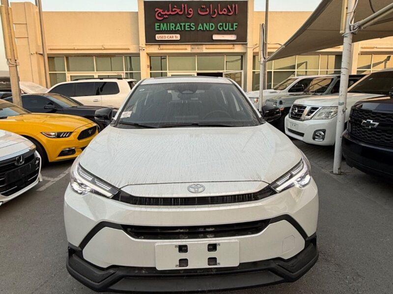 2025 Toyota Frontlander 2.0 Litres 4 Cylinders Petrol Engine White Black SUV Chinese Specs Automatic