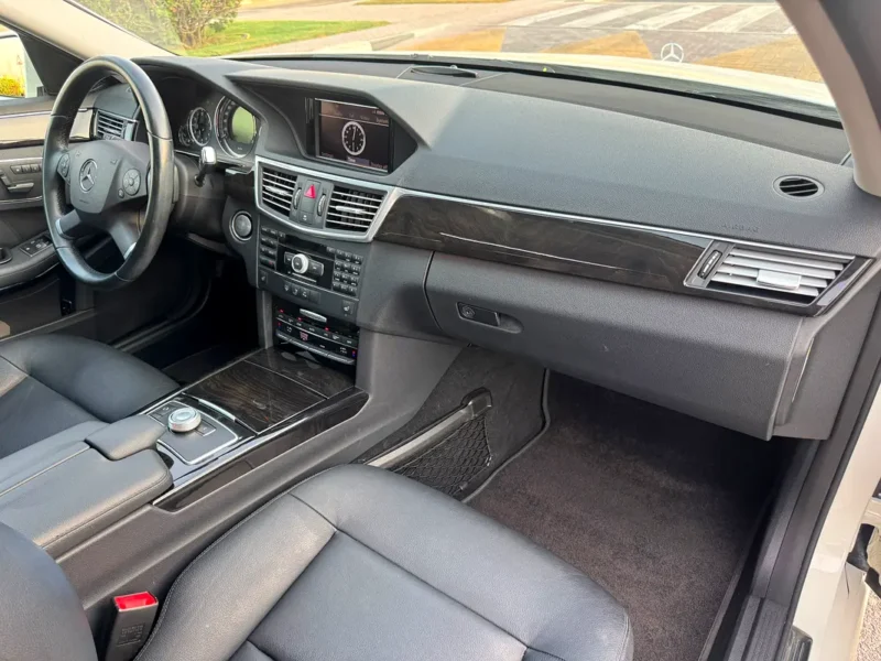 2010 Mercedes-Benz E-Class E 350 6 Cylinders Petrol Engine White Black Sedan Japanese Specs