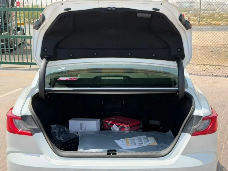 2026 Toyota Camry 2.5 Litres 4 Cylinders Hybrid Engine White Tan Sedan GCC Specs Automatic