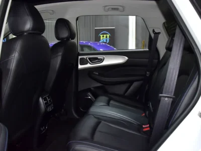 2023 MG RX5 Luxury 1.5 Litres 4 Cylinders Petrol Engine White Black Crossover GCC Specs