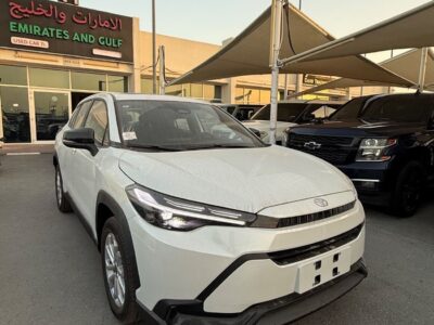 2025 Toyota Frontlander 2.0 Litres 4 Cylinders Petrol Engine White Black SUV Chinese Specs Automatic