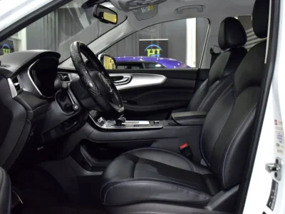 2023 MG RX5 Luxury 1.5 Litres 4 Cylinders Petrol Engine White Black Crossover GCC Specs