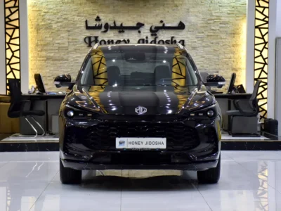 2023 MG ZS Luxury 1.5 Litres 4 Cylinders Petrol Engine Black Crossover Chinese Specs Automatic
