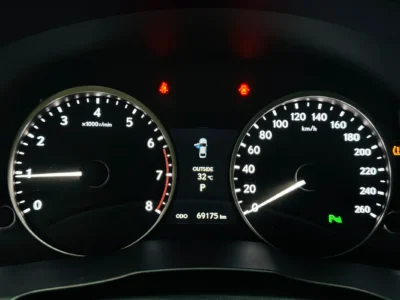 2015 Lexus ES-Series ES 250 2.5L 4-cylinder Petrol Engine White Beige Sedan Reliable Luxury GCC Specs