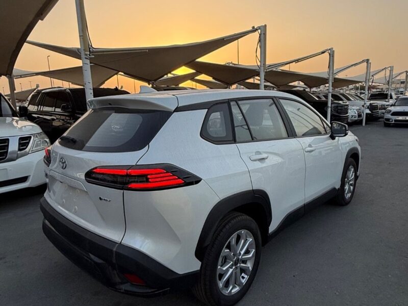 2025 Toyota Frontlander 2.0 Litres 4 Cylinders Petrol Engine White Black SUV Chinese Specs Automatic
