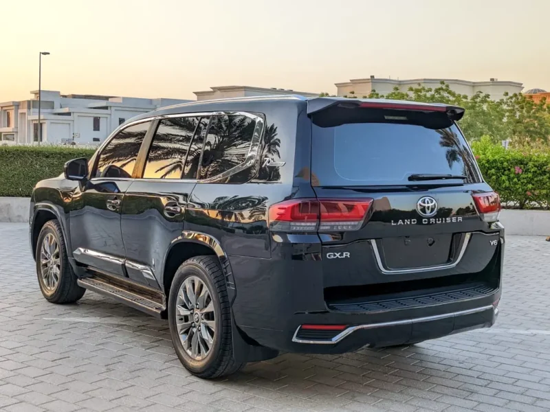 2008 Toyota Land Cruiser GXR FACELIFTED 2025 6 Cylinders Petrol Engine Black Beige SUV GCC Specs