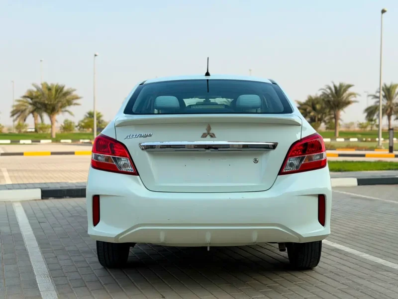 2022 Mitsubishi Attrage GLX Medium Line 1.2 Litres 3 Cylinders Petrol Engine White Sedan GCC Specs