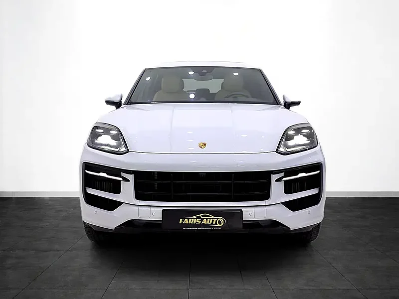 2024 Porsche Cayenne Standard 6 Cylinders Petrol Engine White Beige SUV GCC Specs CARBON PACKAGE