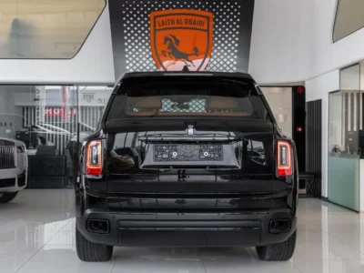 2022 Rolls Royce Cullinan BLACK BADGE 6.7 Litres 12 Cylinders Petrol Engine Black Brown SUV GCC