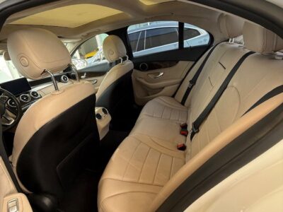 2016 Mercedes-Benz C200 2.0-liter Turbocharged 4-cylinder Petrol Engine White Beige Sedan