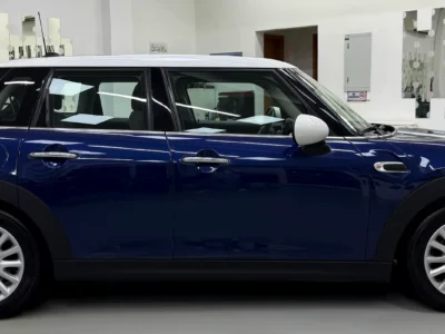 2016 MINI Cooper Cooper 1.5 Litres 3-cylinder Petrol Engine Blue Black Hatchback GCC Specs Automatic