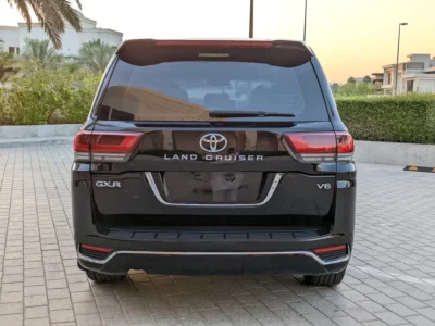 2008 Toyota Land Cruiser GXR FACELIFTED 2025 6 Cylinders Petrol Engine Black Beige SUV GCC Specs