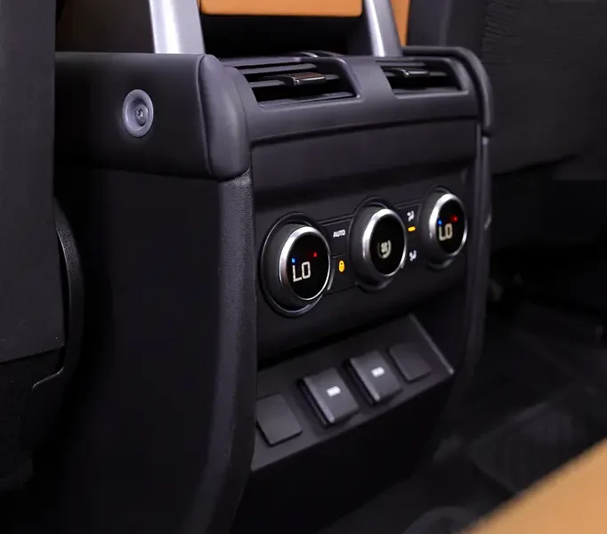 2023 Land Rover Defender 110 S P300 2.0L Turbocharged 4 Cylinders Petrol Engine Black Tan SUV