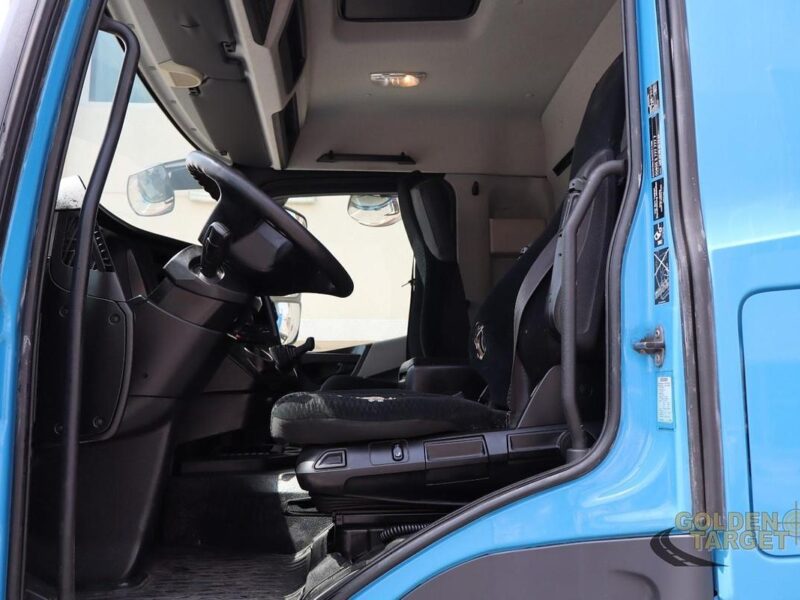 2017 Mercedes Antos 1830 4x2 SANY PALFINGER SPS16000BF (7 Ton) Crane 6 Cylinder Blue
