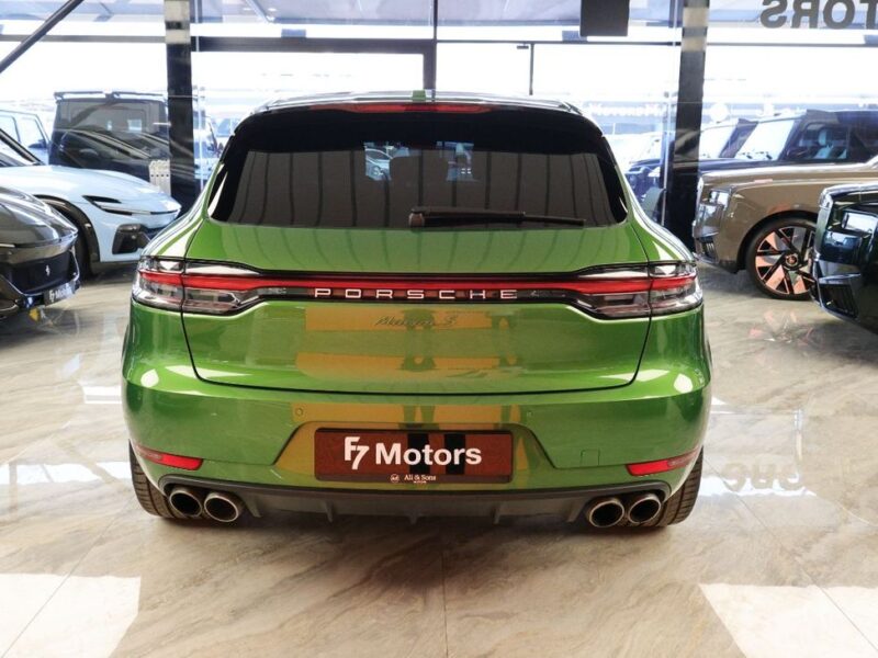 2021 Porsche Macan S 3.0 Litres V6 Turbocharged 6 Cylinders Petrol Engine Green Metallic Black SUV