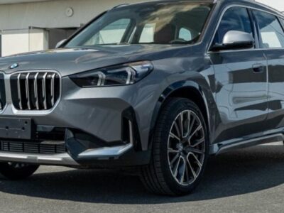 2024 BMW X1 2.0L Twin-Turbocharged Inline-4 Petrol Engine Grey Red SUV GCC Specs