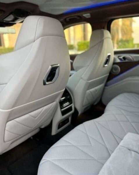 2024 BMW XM 4.4 Litres Twin-Turbo V8 Plug-in Hybrid Engine Blue Beige SUV GCC Specs