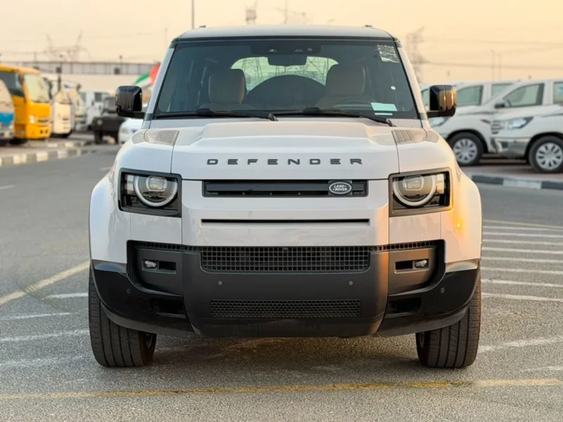 2026 Land Rover Defender 110 X-DYNAMIC HSE P400 3.0L 6 Cylinders petrol Engine White Tan