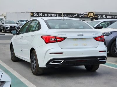 2027 Chery Arrizo 5 STD 1.5 Litres 4 Cylinders Petrol Engine White Beige Sedan GCC Specs Automatic