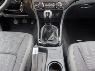 2026 Isuzu RE-MAX 2.8 Litres 4 Cylinders Diesel Engine White Grey Pickup Truck Manual