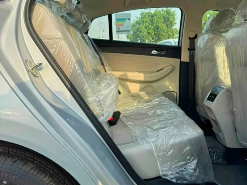 2027 Chery Arrizo 5 STD 1.5 Litres 4 Cylinders Petrol Engine Silver Beige Sedan GCC Specs Automatic