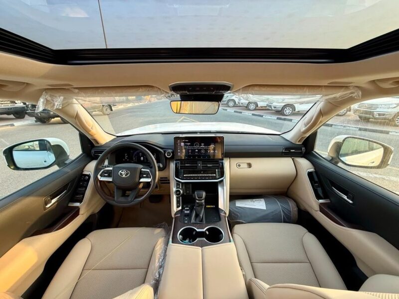 2026 Toyota Land Cruiser GXR 4.0 Litres 6 Cylinders Petrol Engine White Beige SUV GCC Specs