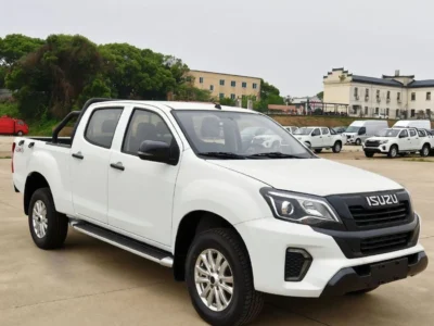 2026 Isuzu RE-MAX 2.8 Litres 4 Cylinders Diesel Engine White Grey Pickup Truck Manual