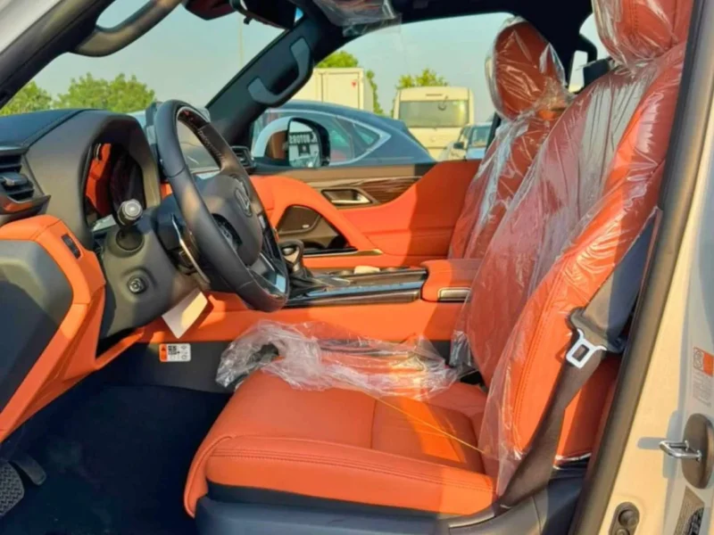 2026 Lexus LX600 VIP 3.5 Litres 6 Cylinders Petrol Engine White Orange SUV GCC Specs Automatic