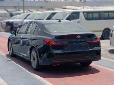 2026 Toyota Camry LE 2.5 Litres 4 Cylinders Hybrid Engine Black Beige Sedan GCC Specs