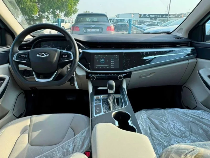 2027 Chery Arrizo 5 STD 1.5 Litres 4 Cylinders Petrol Engine Silver Beige Sedan GCC Specs Automatic