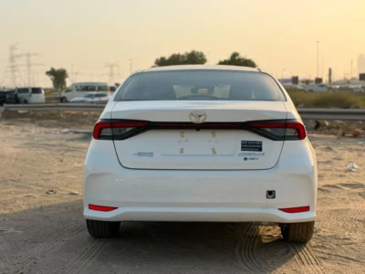 2026 Toyota Corolla XLI HEV 1.8 Litres 4 Cylinders Petrol Engine White Black Sedan Chinese Specs