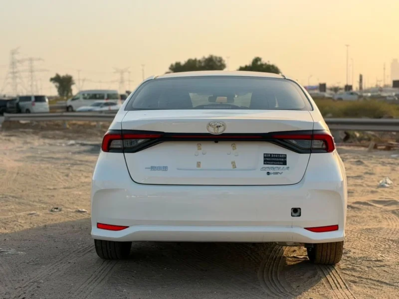 2026 Toyota Corolla XLI HEV 1.8 Litres 4 Cylinders Petrol Engine White Black Sedan Chinese Specs