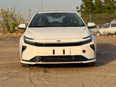 2026 Toyota Corolla XLI HEV 1.8 Litres 4 Cylinders Petrol Engine White Black Sedan Chinese Specs