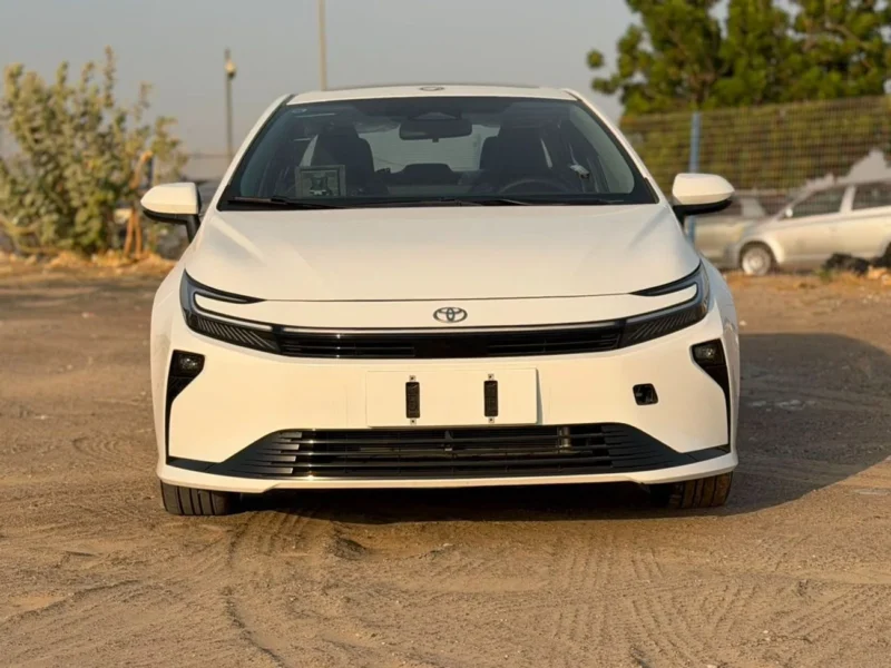 2026 Toyota Corolla XLI HEV 1.8 Litres 4 Cylinders Petrol Engine White Black Sedan Chinese Specs